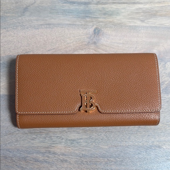 Burberry Brown Leather Wallet - Picture 1 of 6